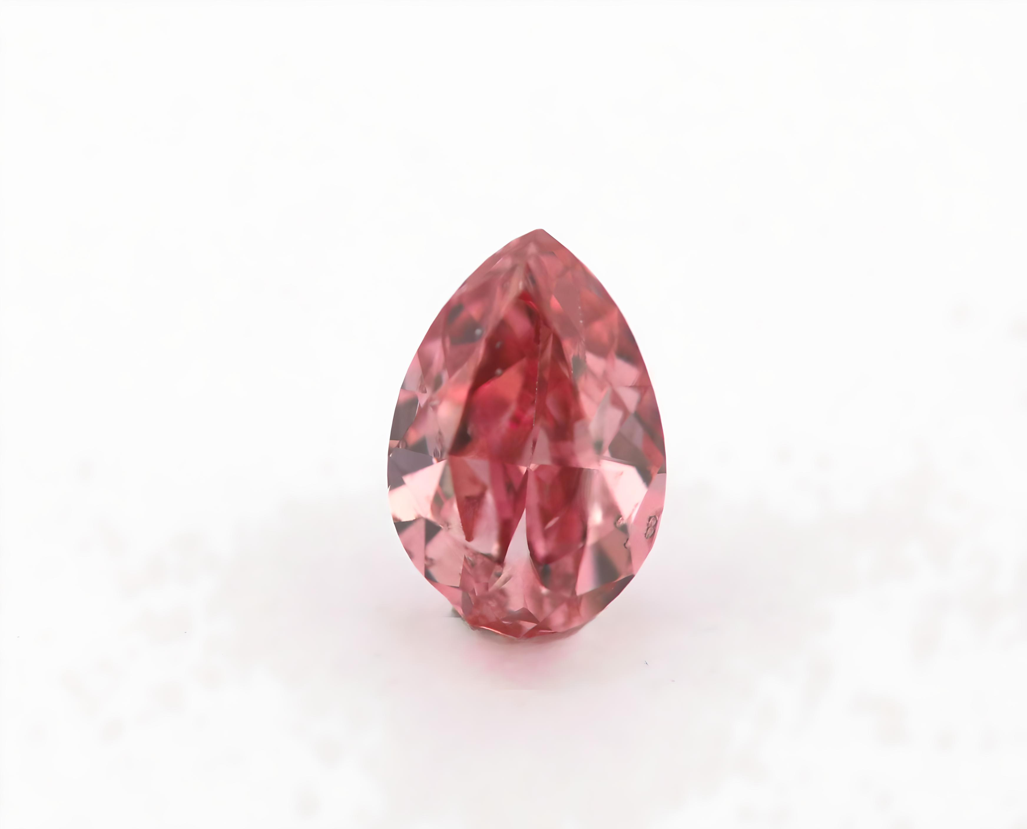Vivid pink diamond