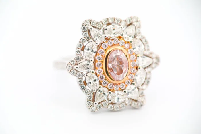 Fine 3.06ct Natural Fancy Light Pink Oval Diamond Engagement Ring 18K Gold GIA - Image 2