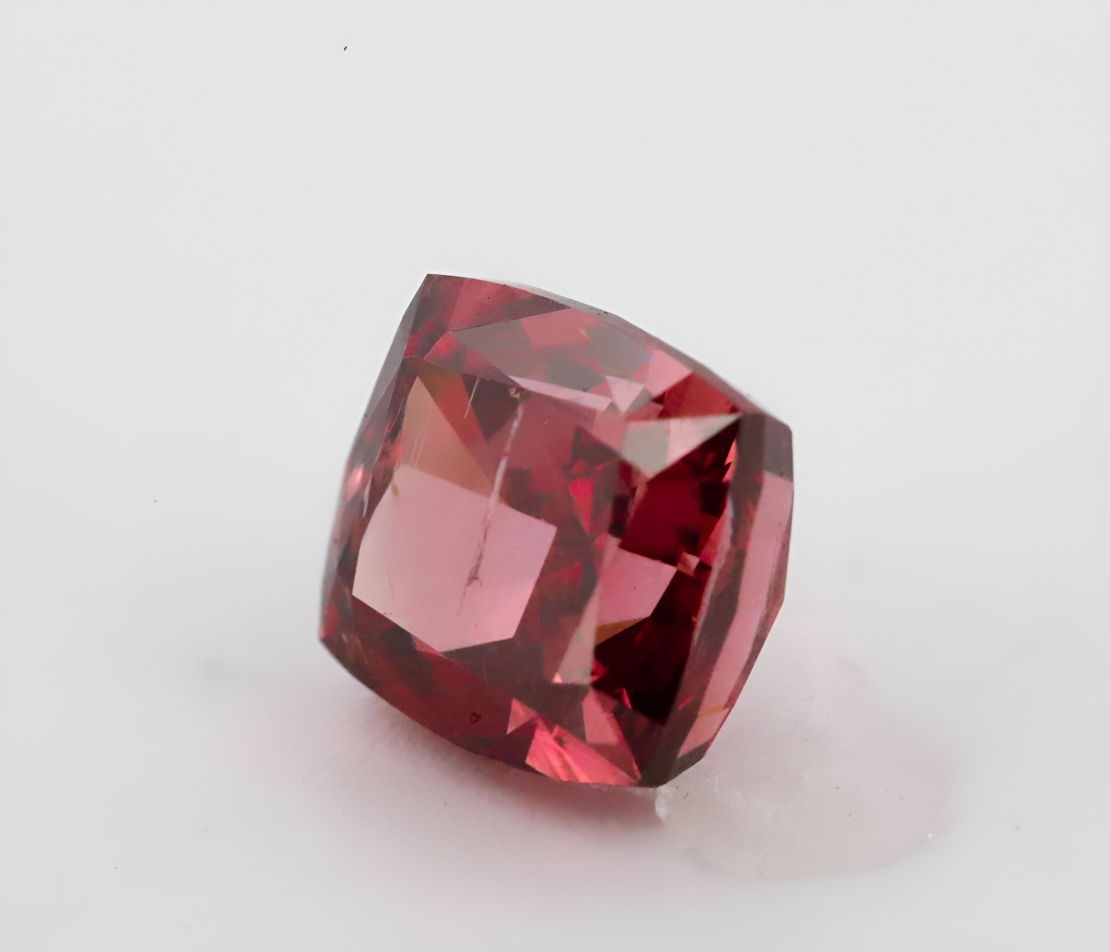 GIA 0.15 ct Fancy Deep Brownish Pink Cushion Modified Brilliant Diamond (Fancy Red Color) - Image 5