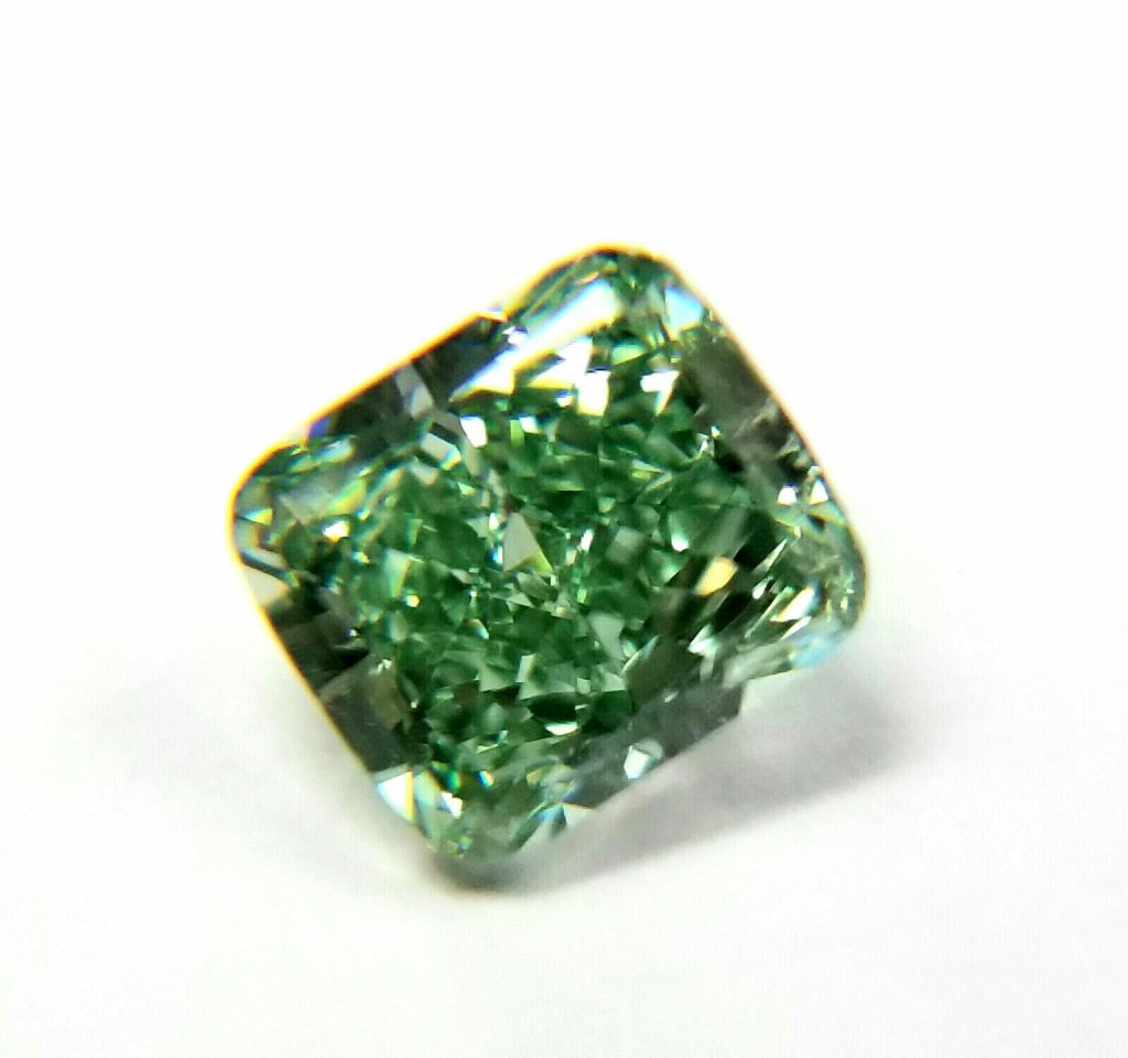 vivid green diamond