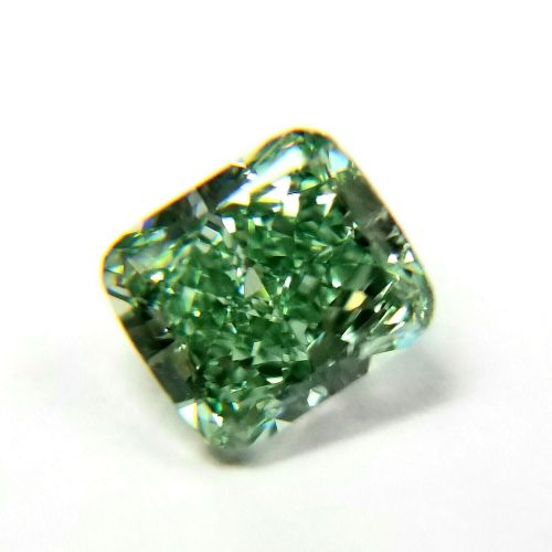 vivid green diamond
