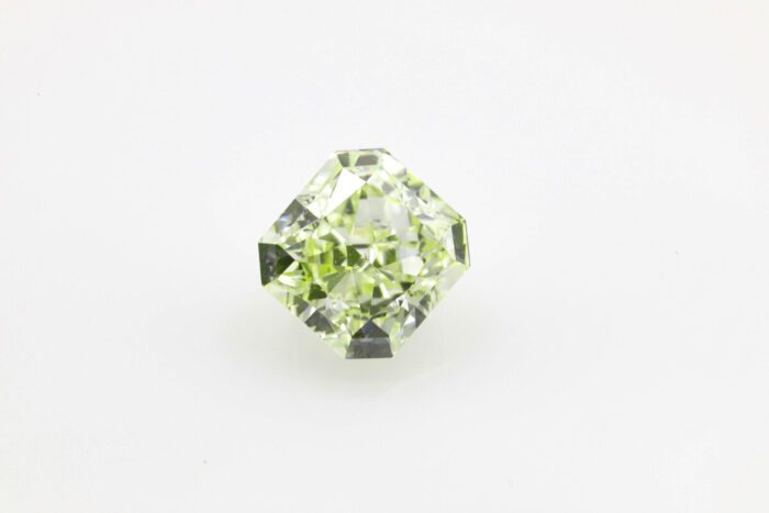 Real 0.72ct Natural Loose Fancy Light Green Yellow Diamond Color GIA Radiant VS1 - Image 2