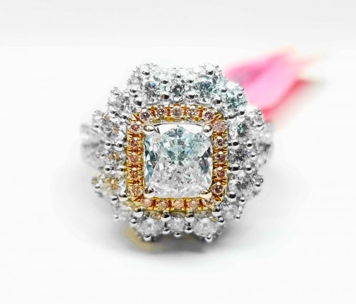 Real GIA 2.65ct Natural Faint Light Blue & Pink Diamonds Engagement Ring 18K SI1 - Image 4