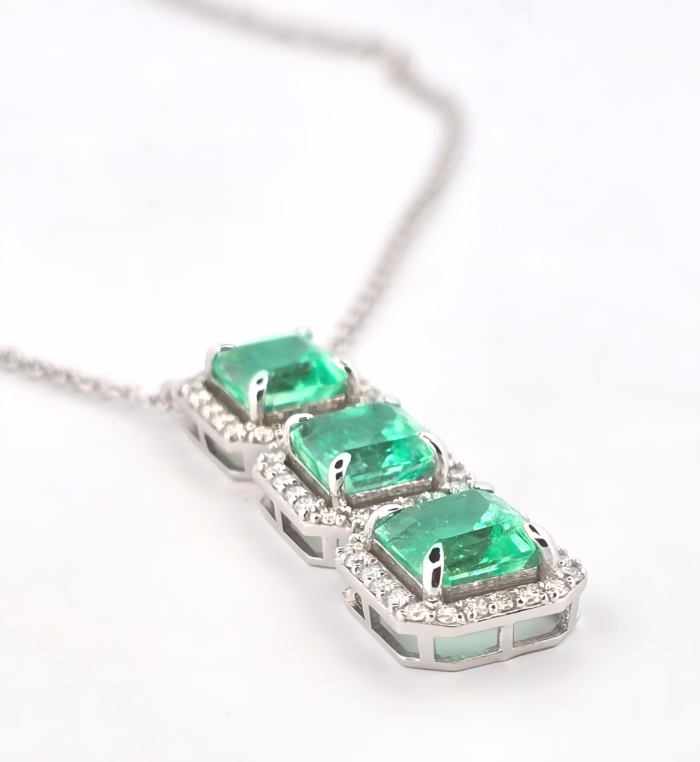 Emeralds & Diamonds Necklace Pendant 4.71ct Natural Green Colombian Emerald 18K - Image 8