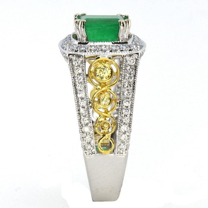 Real 1.79ct Natural Green Emerald Engagement Ring Emerald Cut 18K Gold G VS2 - Image 3