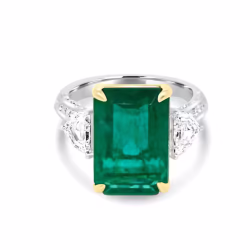 Colombian emerald ring