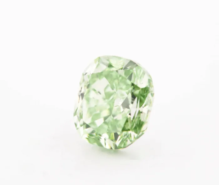 Green Diamond - Natural Loose 0.56ct Fancy Yellow Green Color GIA Oval SI2 - Image 4